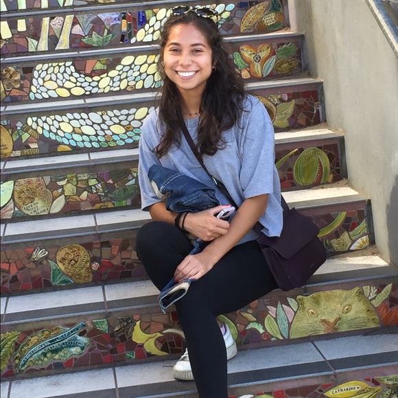 Meet your Posher, Charlotte - Picture 1 of 1